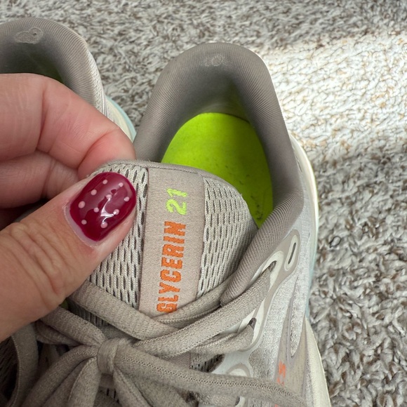 Brooks Women's Glycerin 21 Running Shoes - Picture 8 of 12